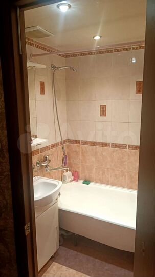 4-к. квартира, 79 м², 5/10 эт.