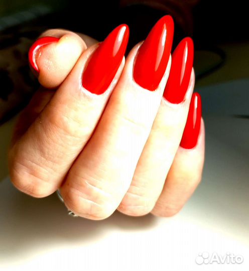 Маникюр и педикюр