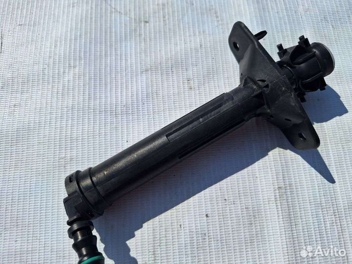 Форсунка омывателя фары правая Audi A6 Ауди 2012