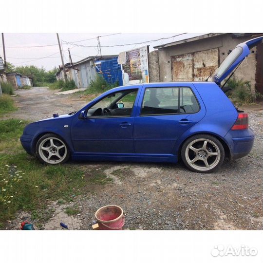 Накладки на пороги Volkswagen Golf 4 SRS-Tec