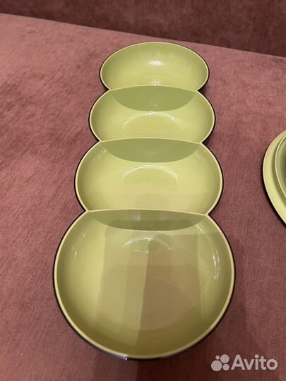 Менажница c чашей и емкости Tupperware