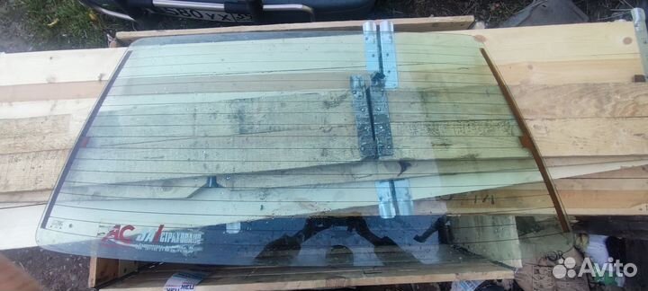 Заднее стекло skoda fabia 1996