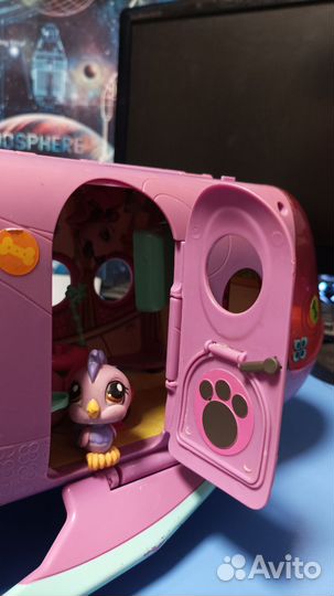 Самолет Littlest Pet Shop с игрушками