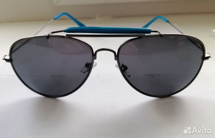 Солнцезащитные очки-авиаторы