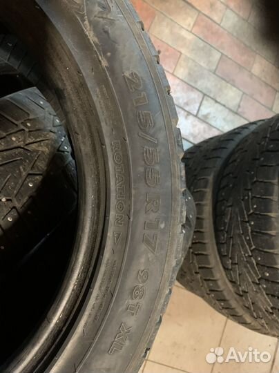 Nokian Tyres Hakkapeliitta 7 215/55 R17