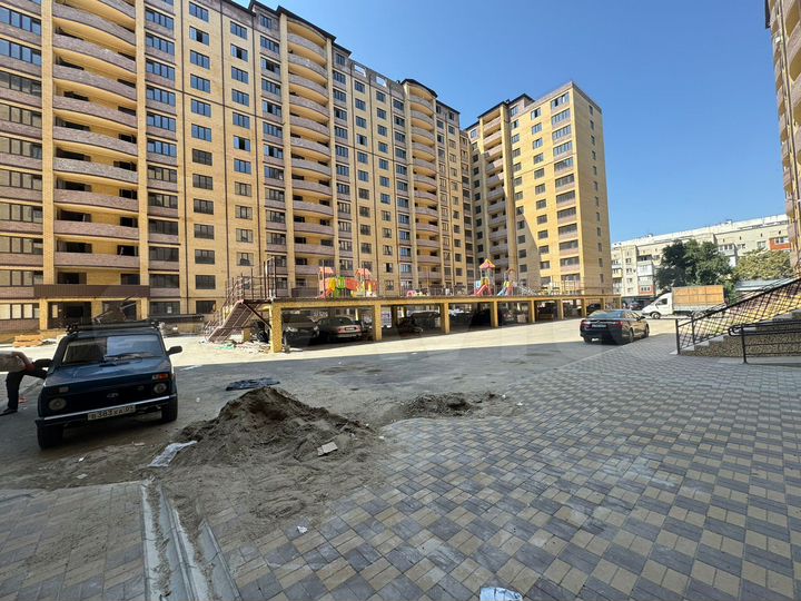 2-к. квартира, 79 м², 9/12 эт.