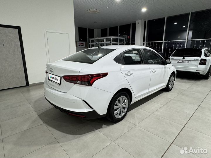 Hyundai Solaris 1.6 МТ, 2021, 38 000 км