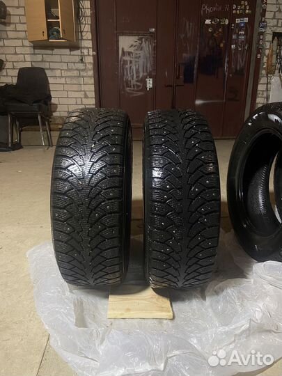 Hankook Winter I'Pike 205/60 R16 96T