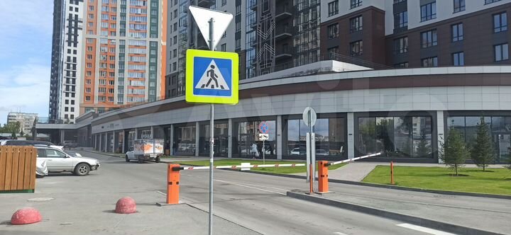 Машиноместо, 14 м²