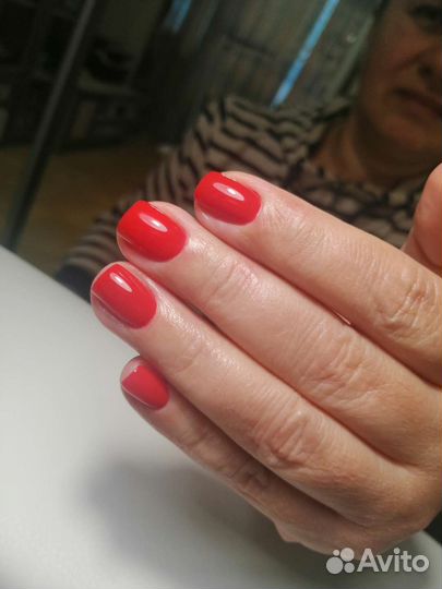 Маникюр с покрытием гель-лак Академическая