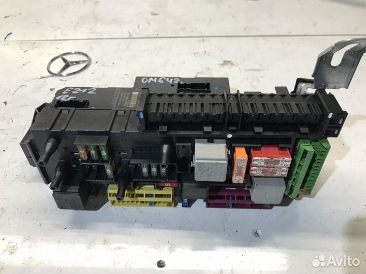 Блок предохранителей SAM задний Мерседес w212