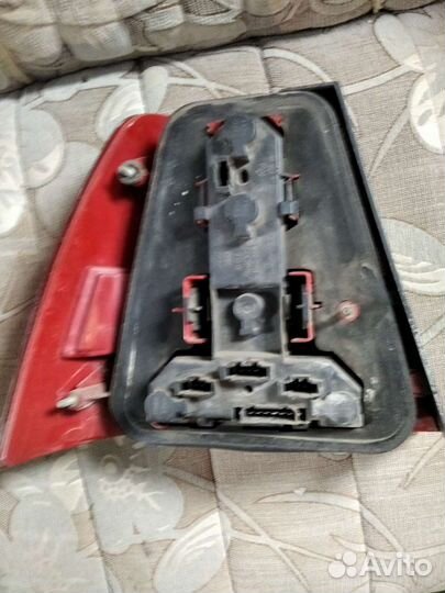 Фонарь задний правый на Volkswagen Jetta