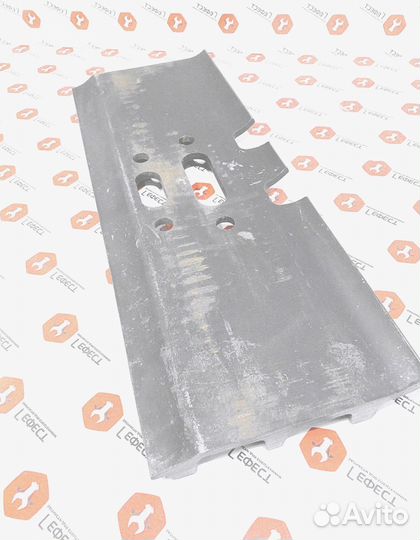 Башмак экскаватора Komatsu 81N8-26530BG