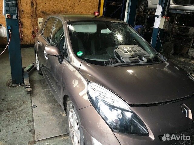 Разбор на запчасти Renault Scenic
