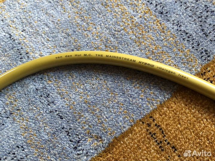 Силовой кабель QED Conduit R-MC Reference 1.5 m