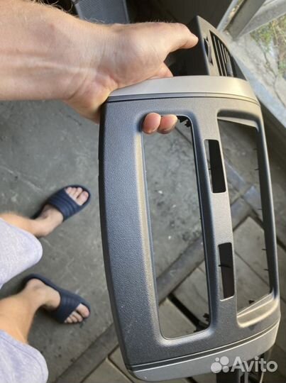 Рамка на магнитоллу toyota hilux