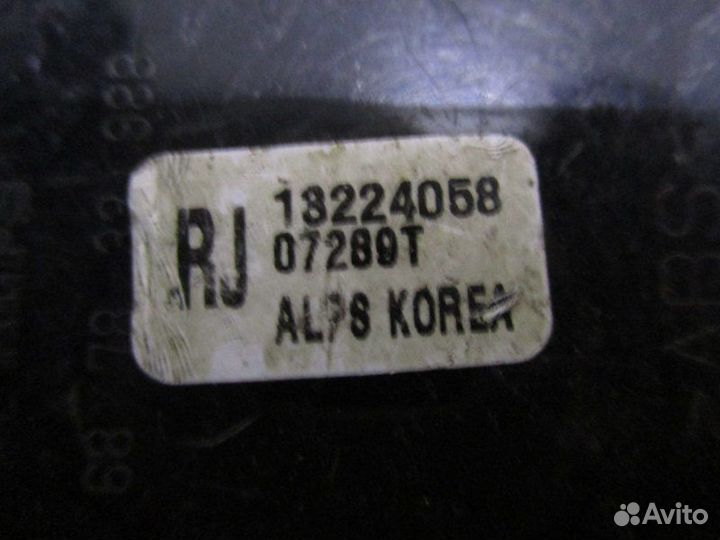 Блок управления стеклоподъемником передний левый