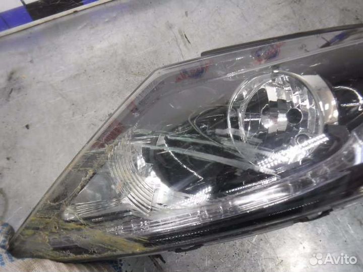 Фара передняя левая Kia Sportage 3