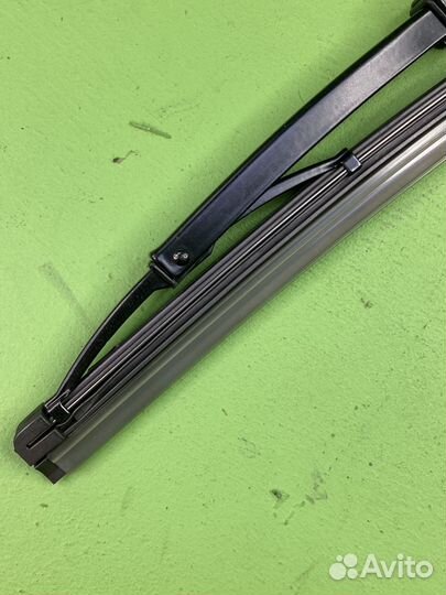 Щетка стеклоочистителя 800mm \MB 9XW184107321