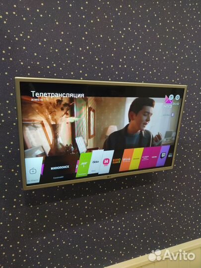 Телевизор LG 32LJ600U