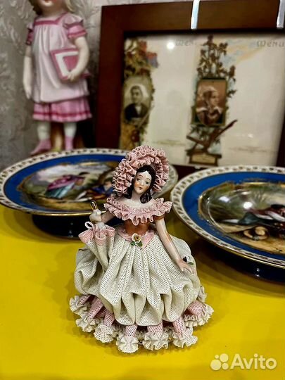 Статуэтка балерина кружевной фарфор (Germany)