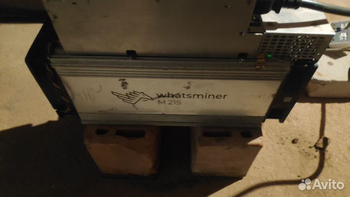 Whatsminer m21s 58th