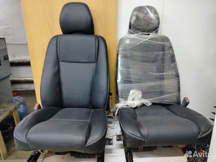 Передние сиденья на Volvo XC90