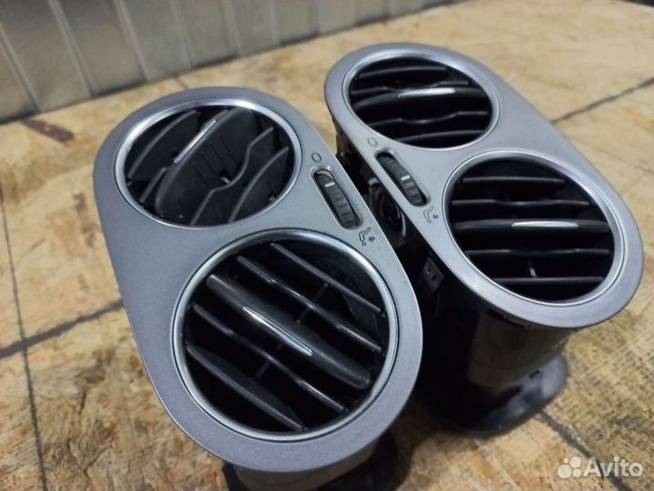 Дефлектор воздушный VW Tiguan 1