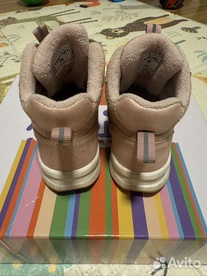 Демисезонные ботинки для девочки