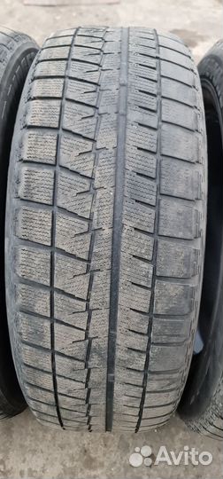 Bridgestone Blizzak Revo GZ 225/60 R17 99S