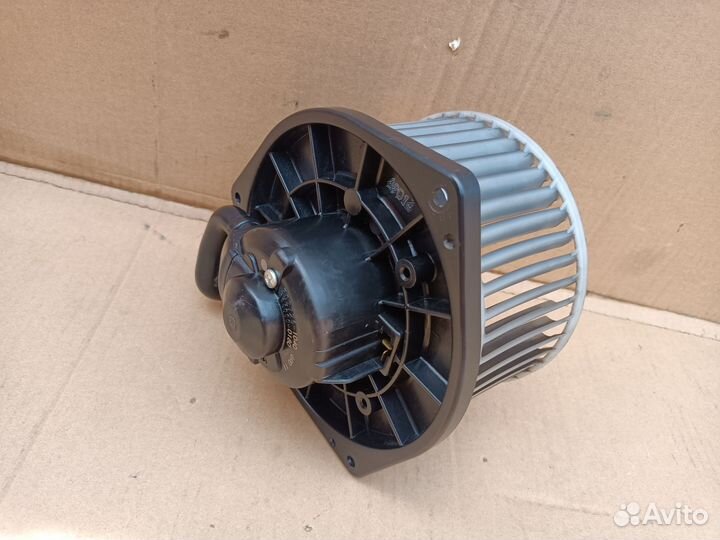 Моторчик печки Mitsubishi lancer 9