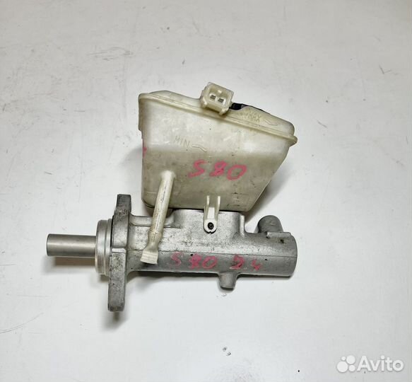 Главный тормозной цилиндр Volvo s80 2.4