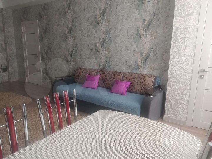 2-к. квартира, 50 м², 4/9 эт.