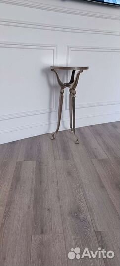 Столик интерьерный кофейный