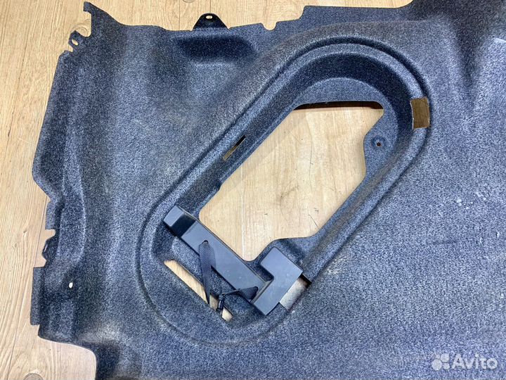 Обшивка багажника Mazda 3 BK седан