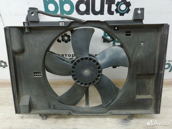 Диффузор радиатора 21481-EL00A Nissan Tiida