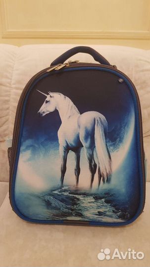 Школьный рюкзак