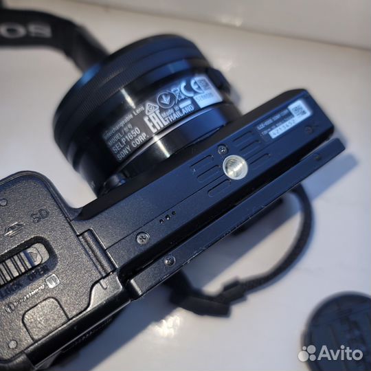 Беззеркальная камера Sony Alpha A6000 кит (2213)