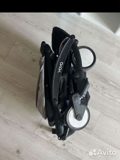 Коляска yoya