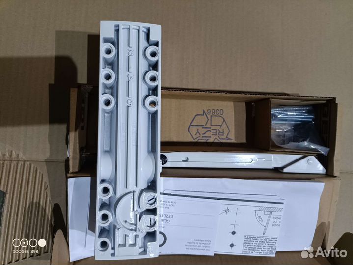 Доводчик дверной geze 2000