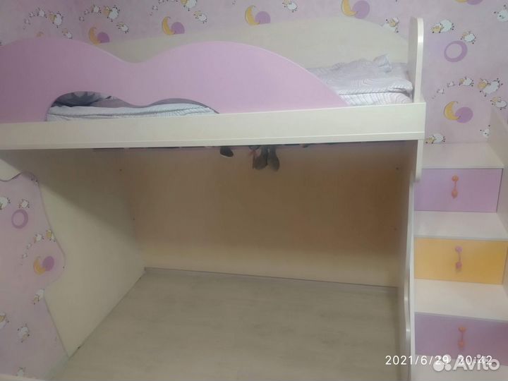Кровать чердак + лестница с ящиками+матрас