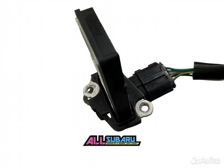 Датчик массового расхода воздуха, дмрв, маф Subaru