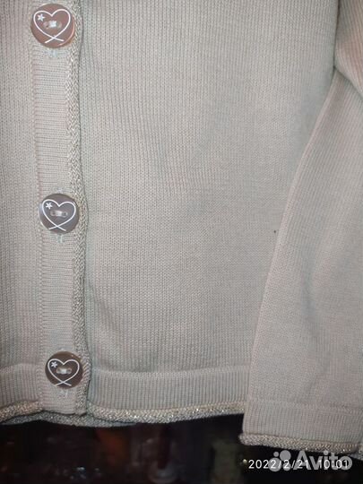 Кофточка на девочку новая на 2-3 года