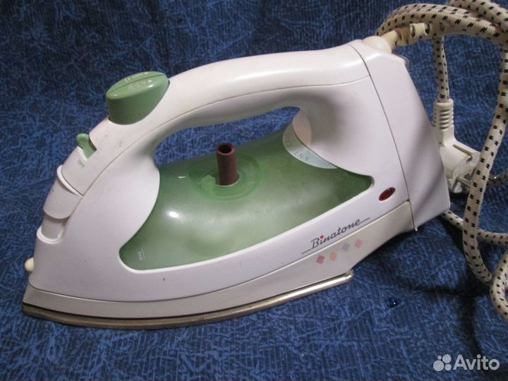 Утюг Binatone SI 506