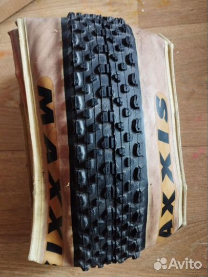 Maxxis Forekaster 29х2,35