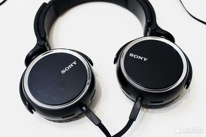 Sony MDR-XB600