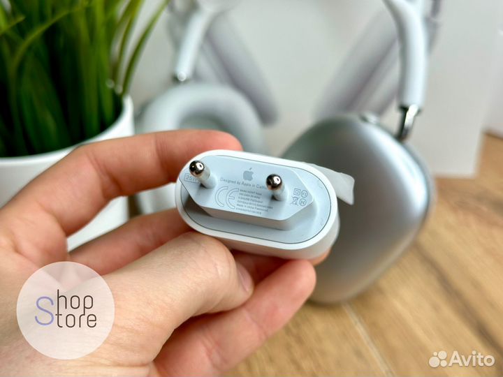 Зарядное устройство на iPhone + кабель