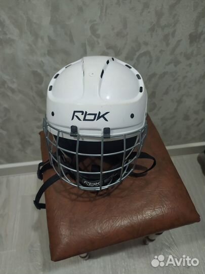 Шлем хоккей Rbk
