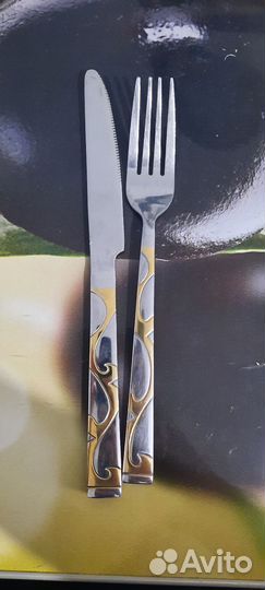 Набор вилок и ножей