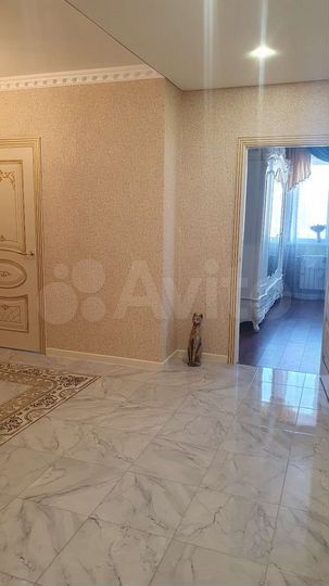 3-к. квартира, 110 м², 12/20 эт.